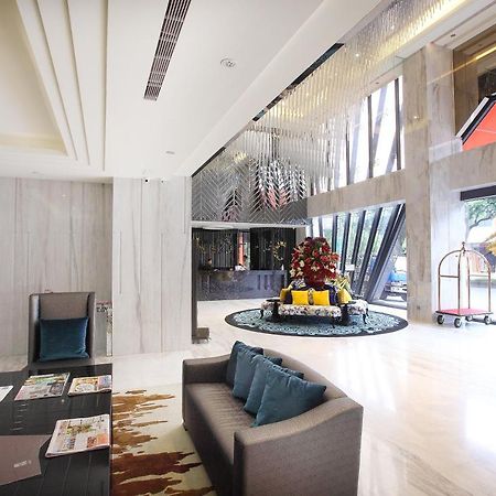 冠月精品旅館-Puli Ease Hotel Экстерьер фото