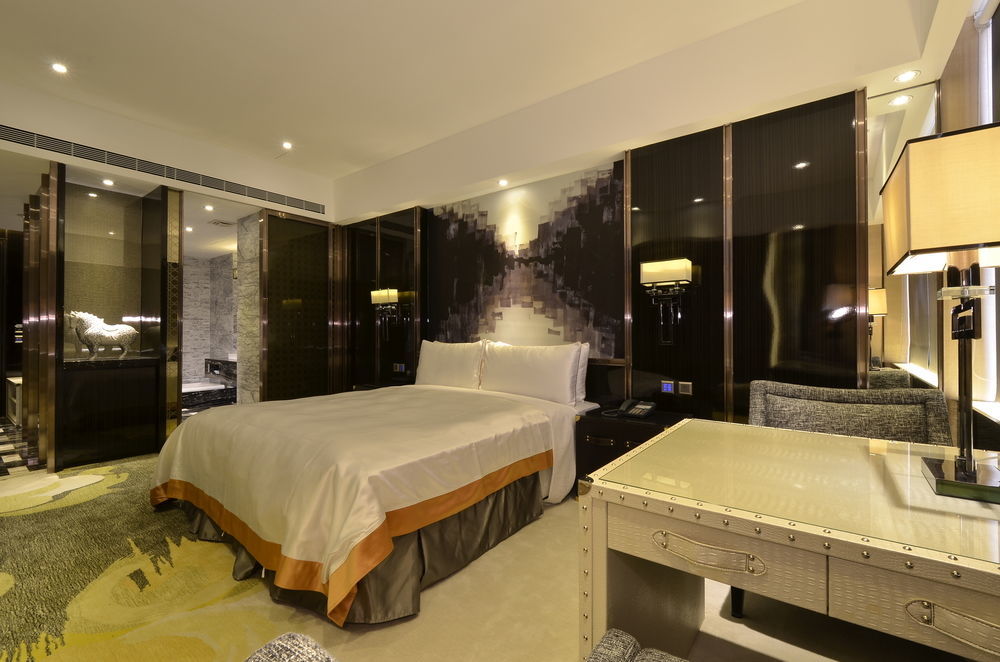冠月精品旅館-Puli Ease Hotel Экстерьер фото