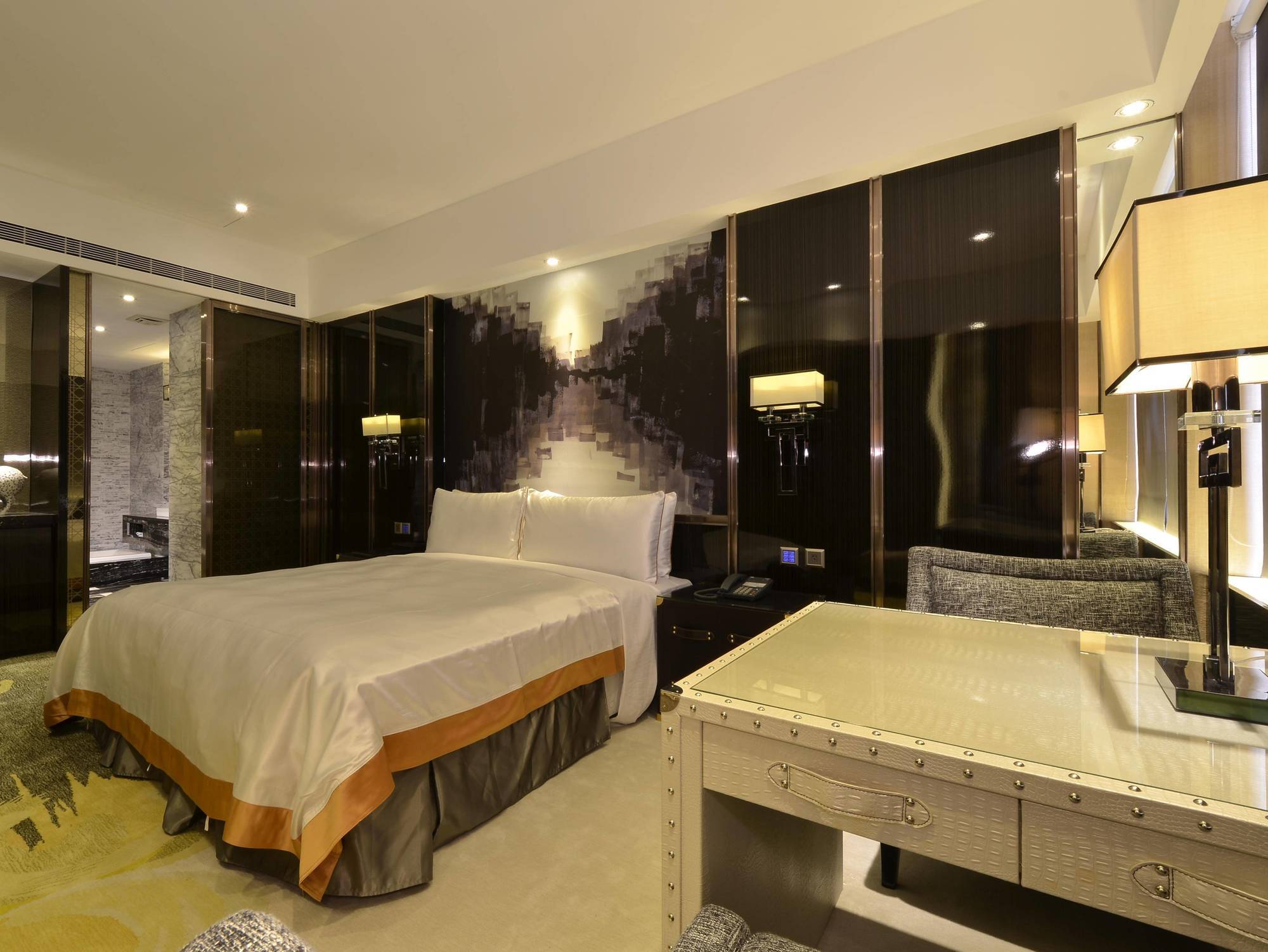 冠月精品旅館-Puli Ease Hotel Экстерьер фото